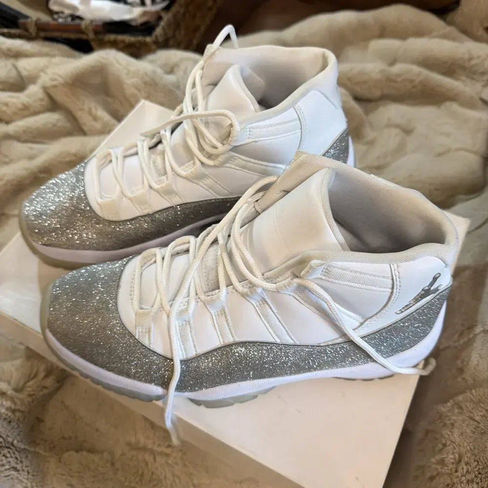 Nike Jordan 11 Retro Silver AR0715-100 Women's Size 10.5 and Men's Size 9 Unisex